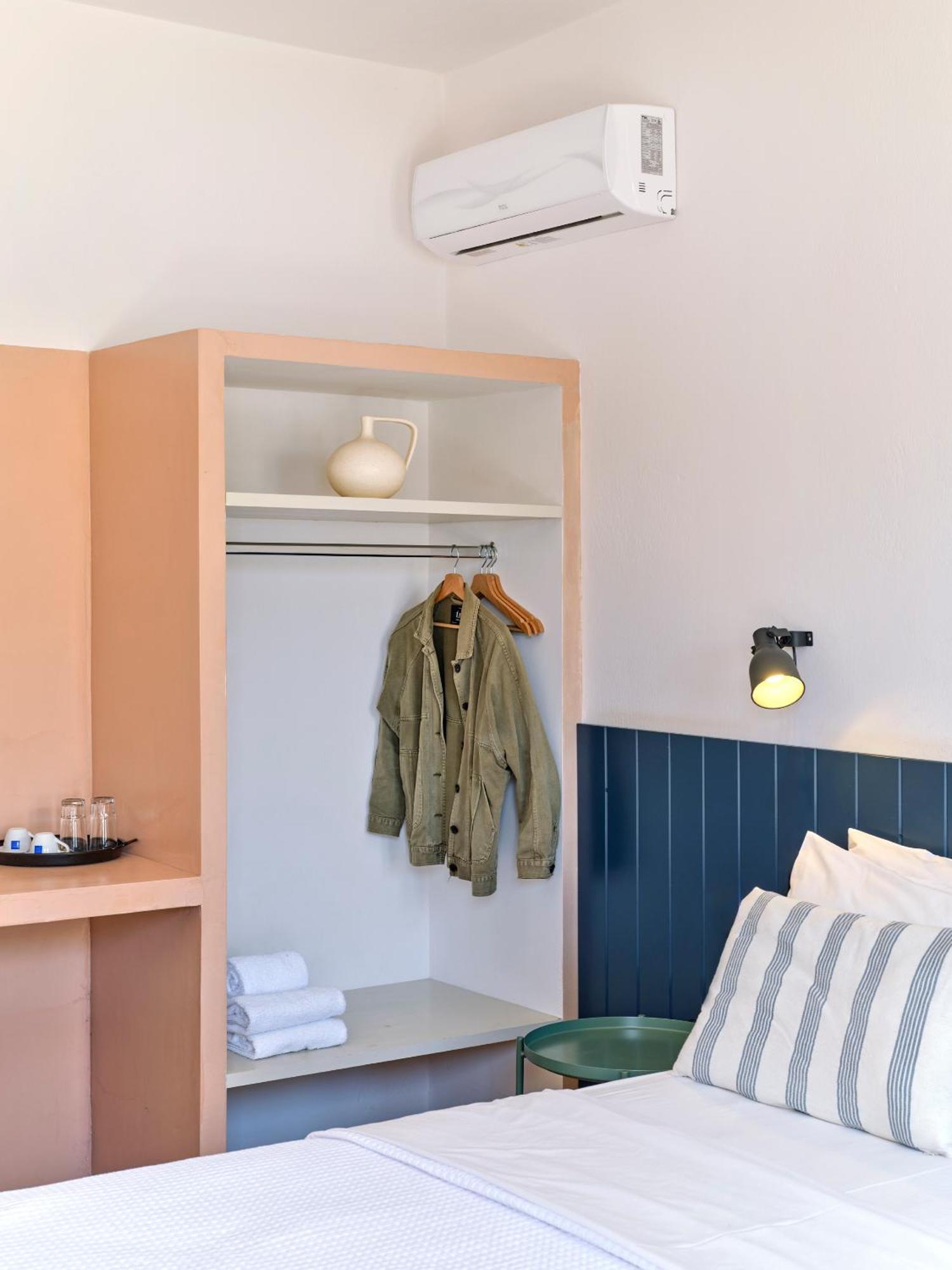 Magoo Suites Logaras Dış mekan fotoğraf