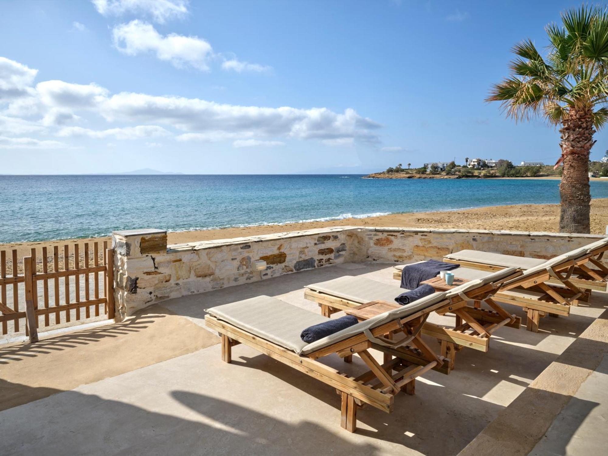 Magoo Suites Logaras Dış mekan fotoğraf