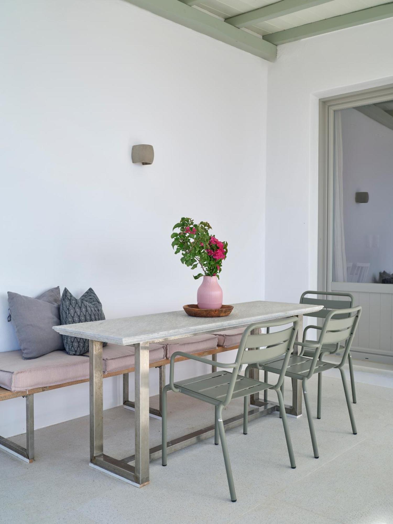 Magoo Suites Logaras Dış mekan fotoğraf