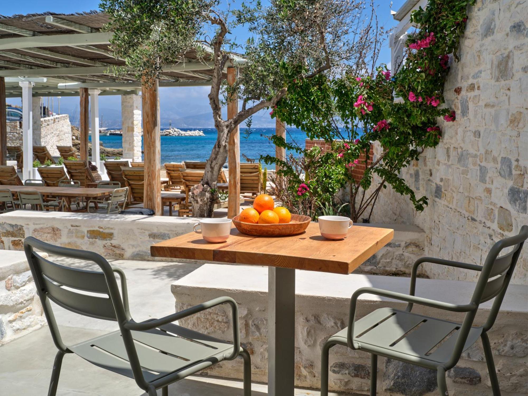Magoo Suites Logaras Dış mekan fotoğraf