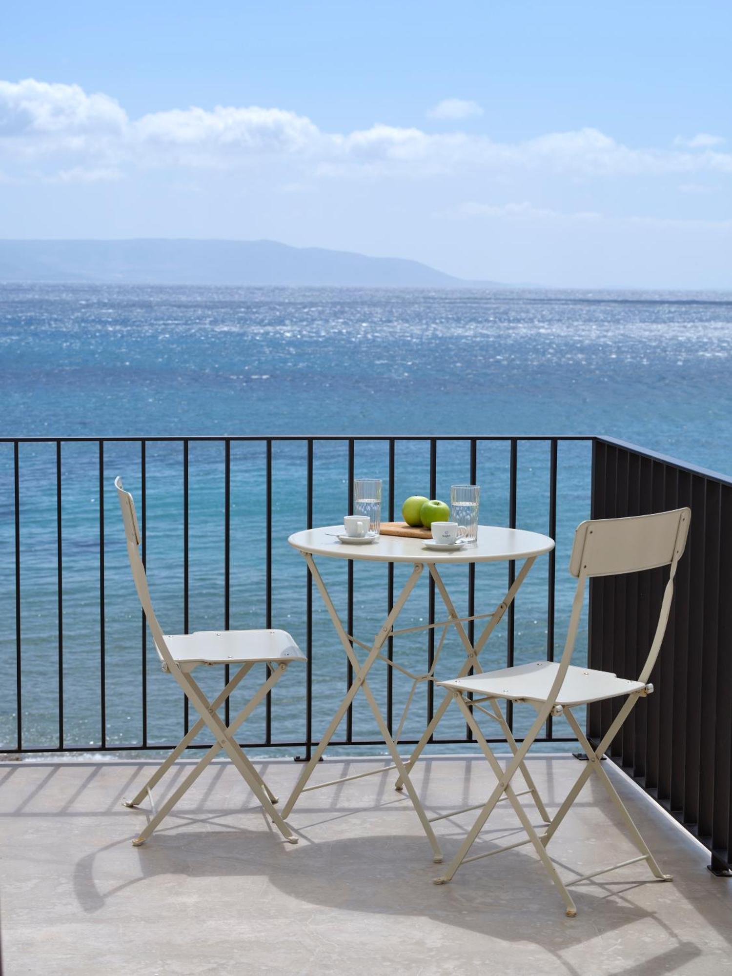 Magoo Suites Logaras Dış mekan fotoğraf